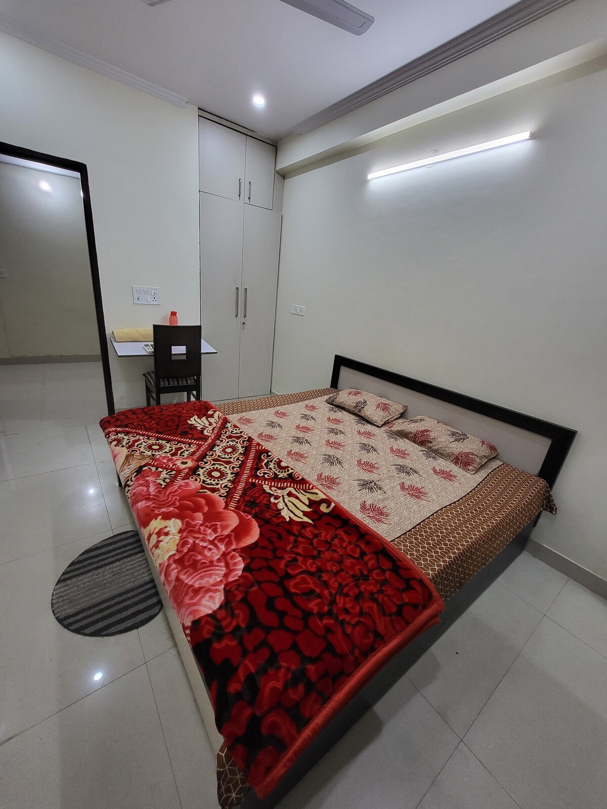 fully furnished Room