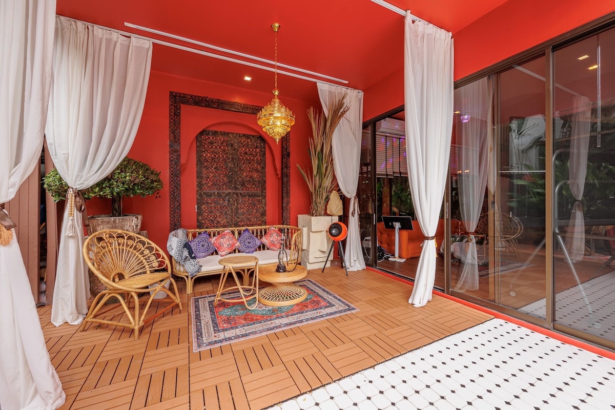 免费接机 曼谷市中心摩洛哥风格别墅 私密性好 六卧 管家服务 高端KTV
