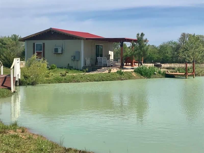 Relaxing Guesthouse by the pond