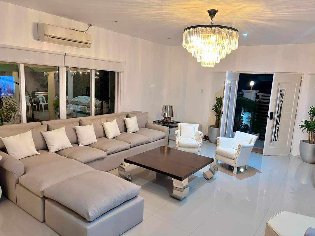 luxury villa in Angeles Pampanga