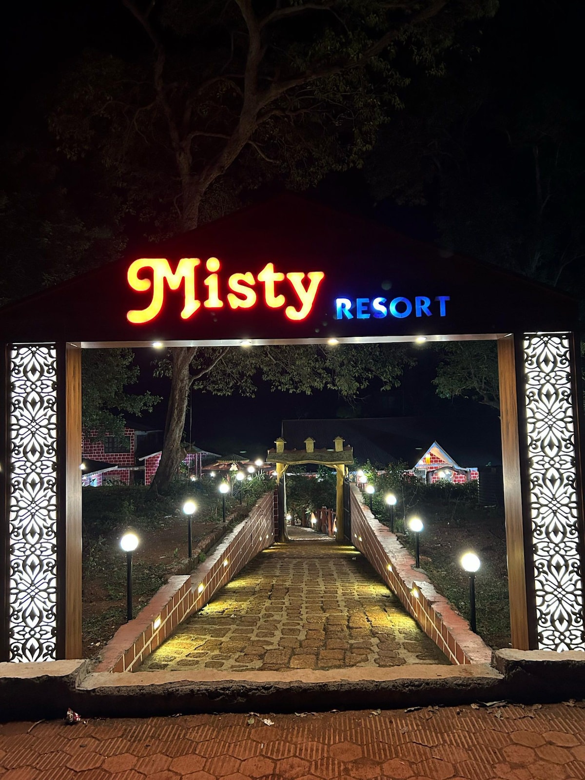 misty vibes
best offers on group bookings