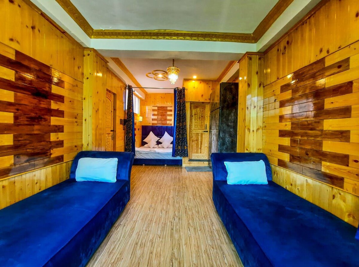 Padsha Pal Resorts Room