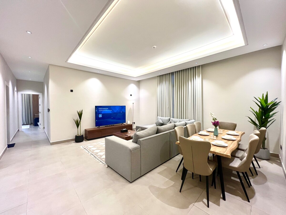 全新、宽敞和优雅的J3公寓，提供户外和自我兴趣会议