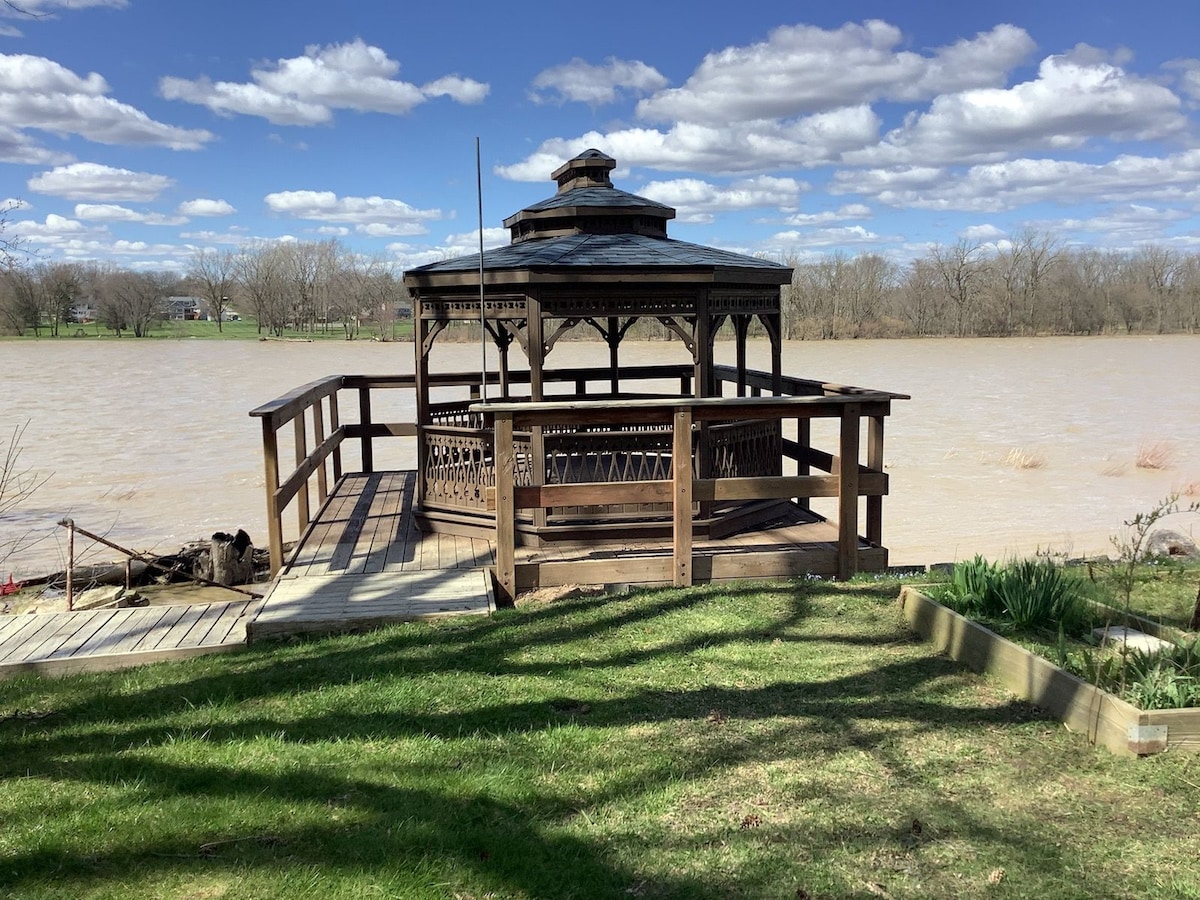 The Cottage On The River