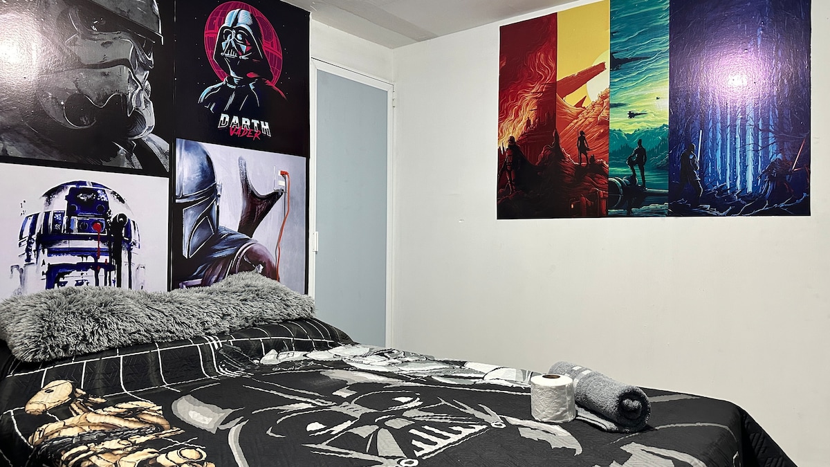 cuarto star wars a lado de gale