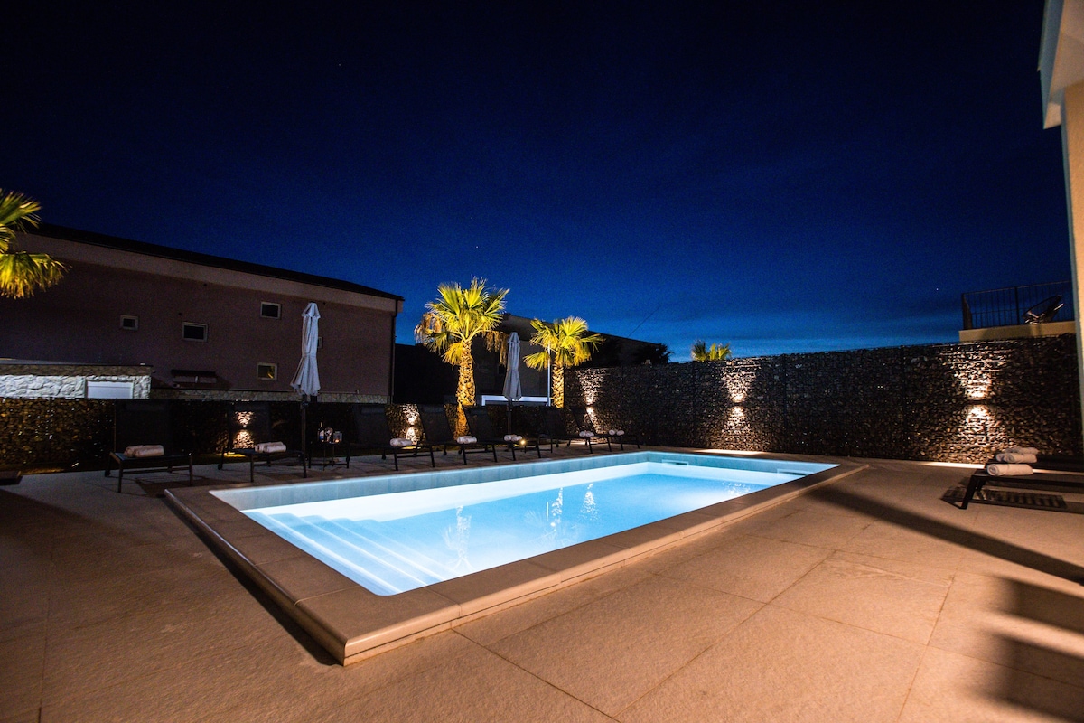 BRAND NEW!
Villa Adriatic Bay1 with a private pool
