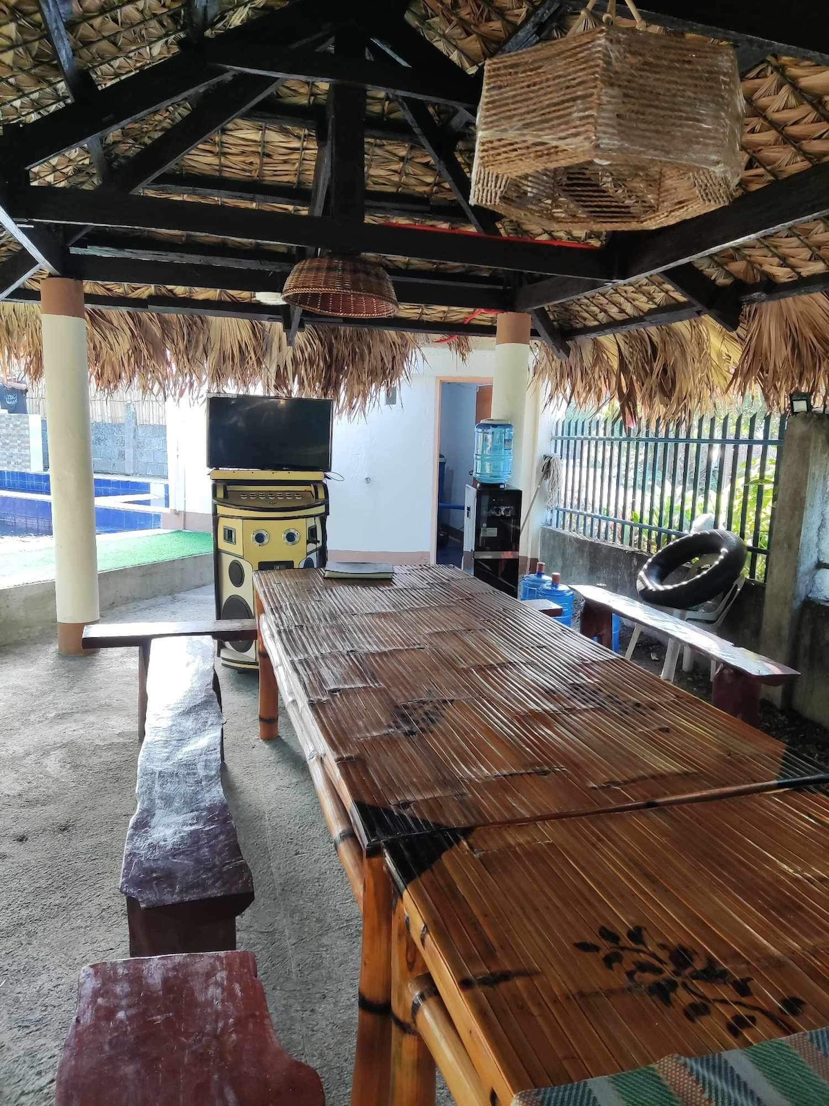 Thor’s Rest House with pool at Nabua
