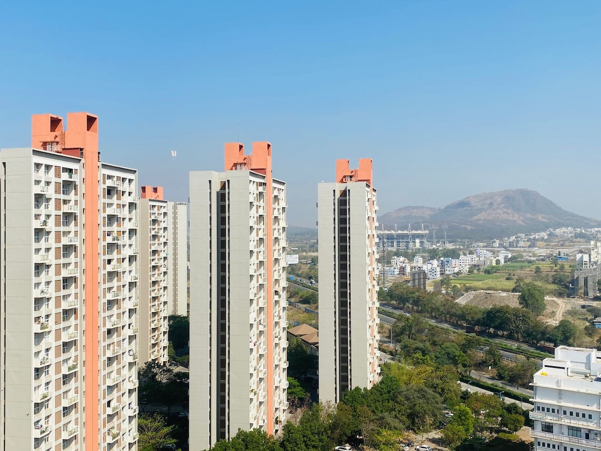 *1bhk 20th Floor Rental Apartment in Pune*