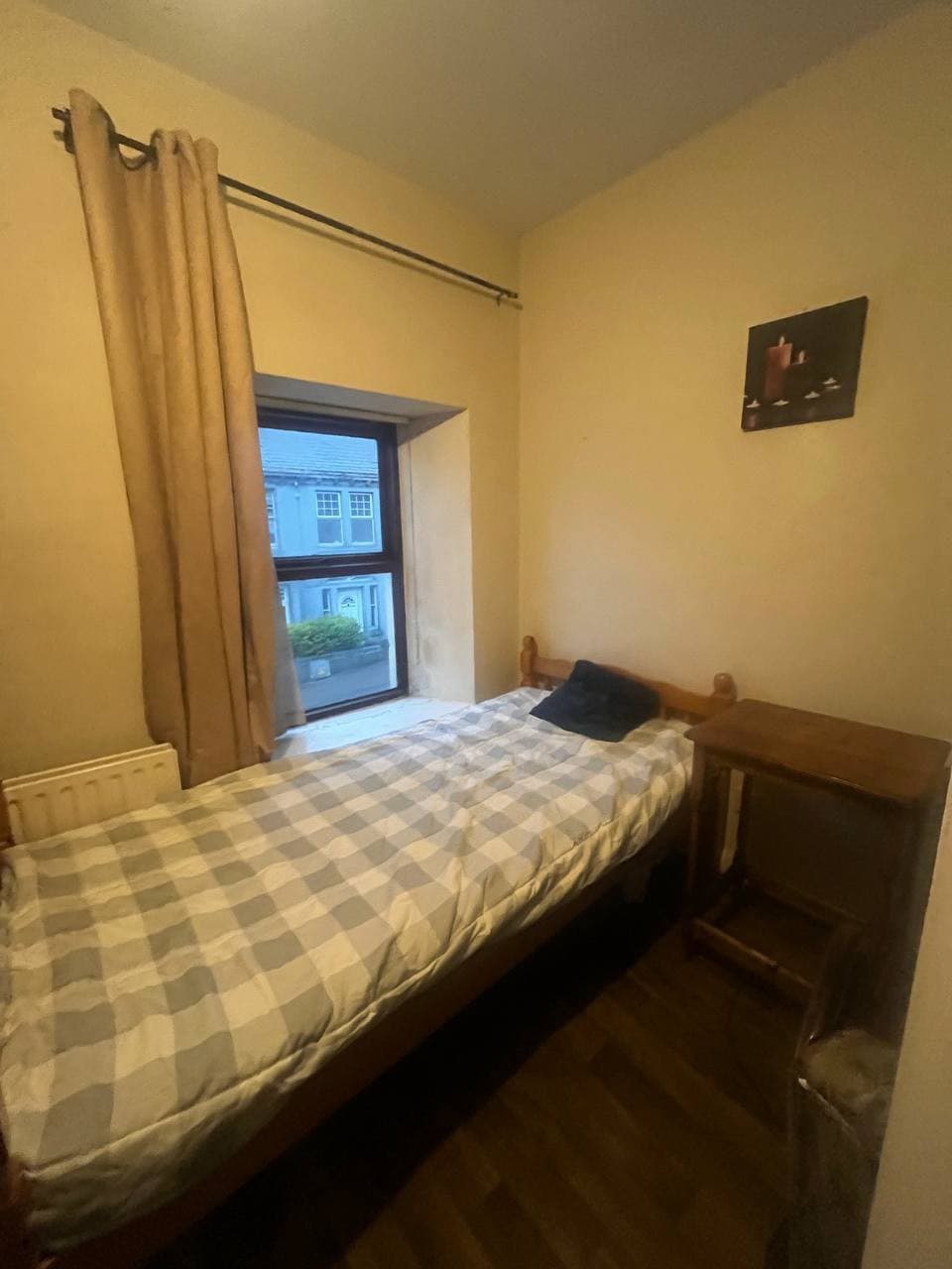 Room in manorhamilton