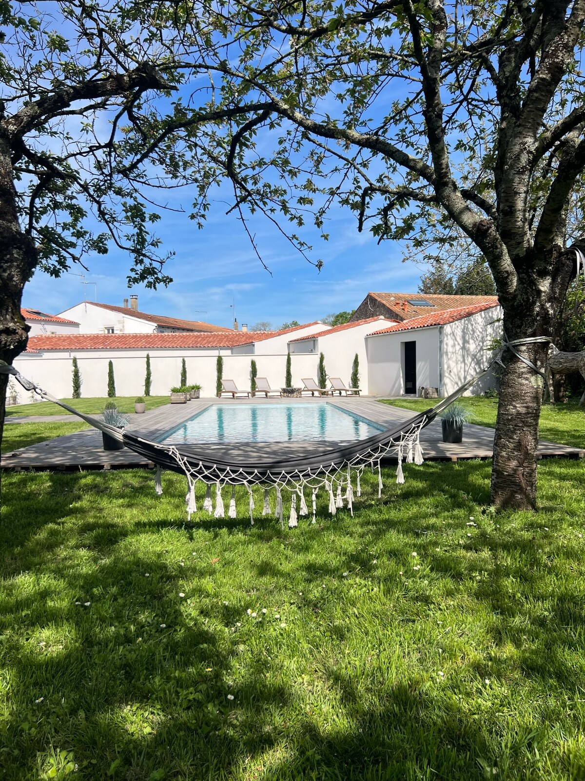 Propriété d’exception à La Rochelle, parc, piscine