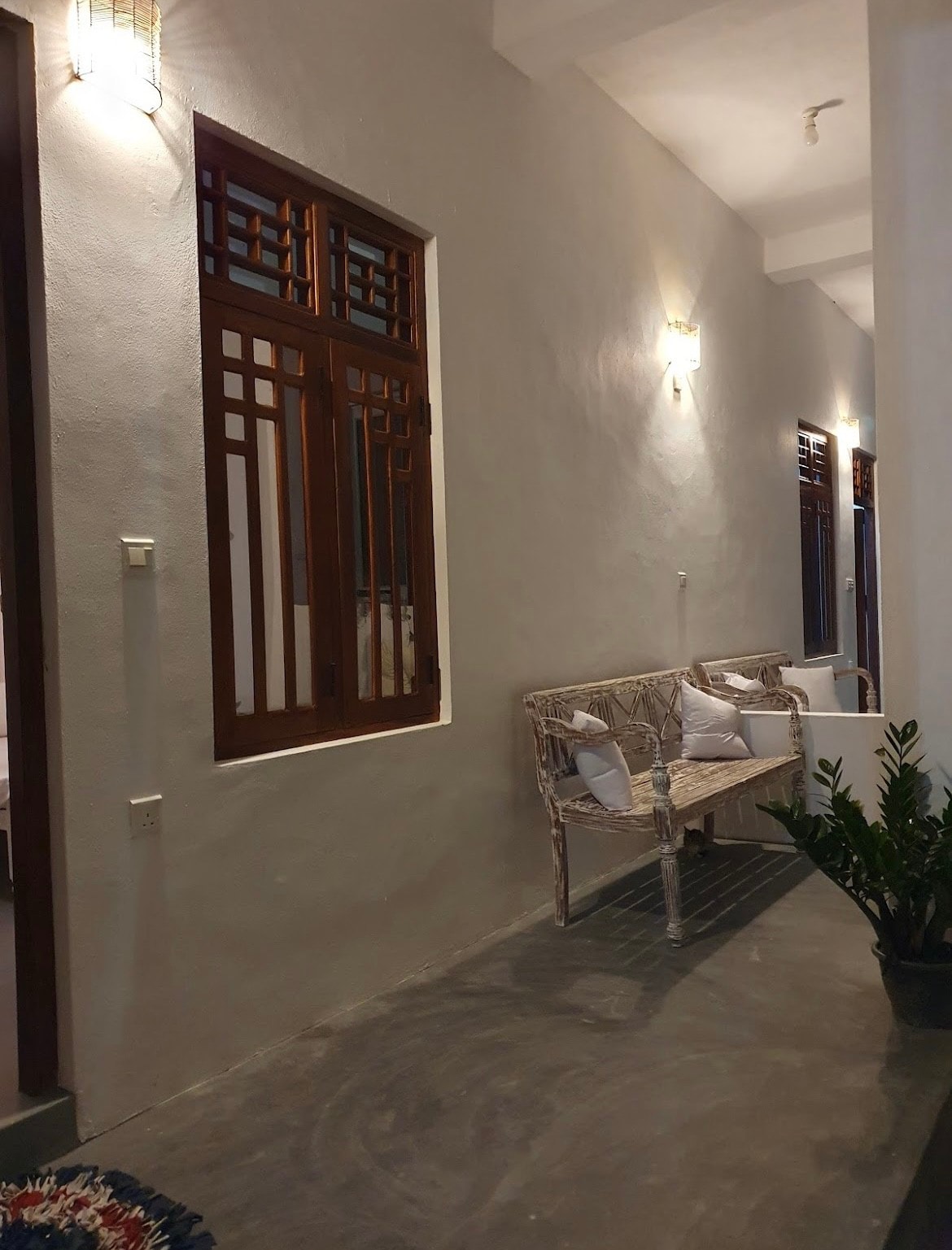Hotel Room in Arugambay