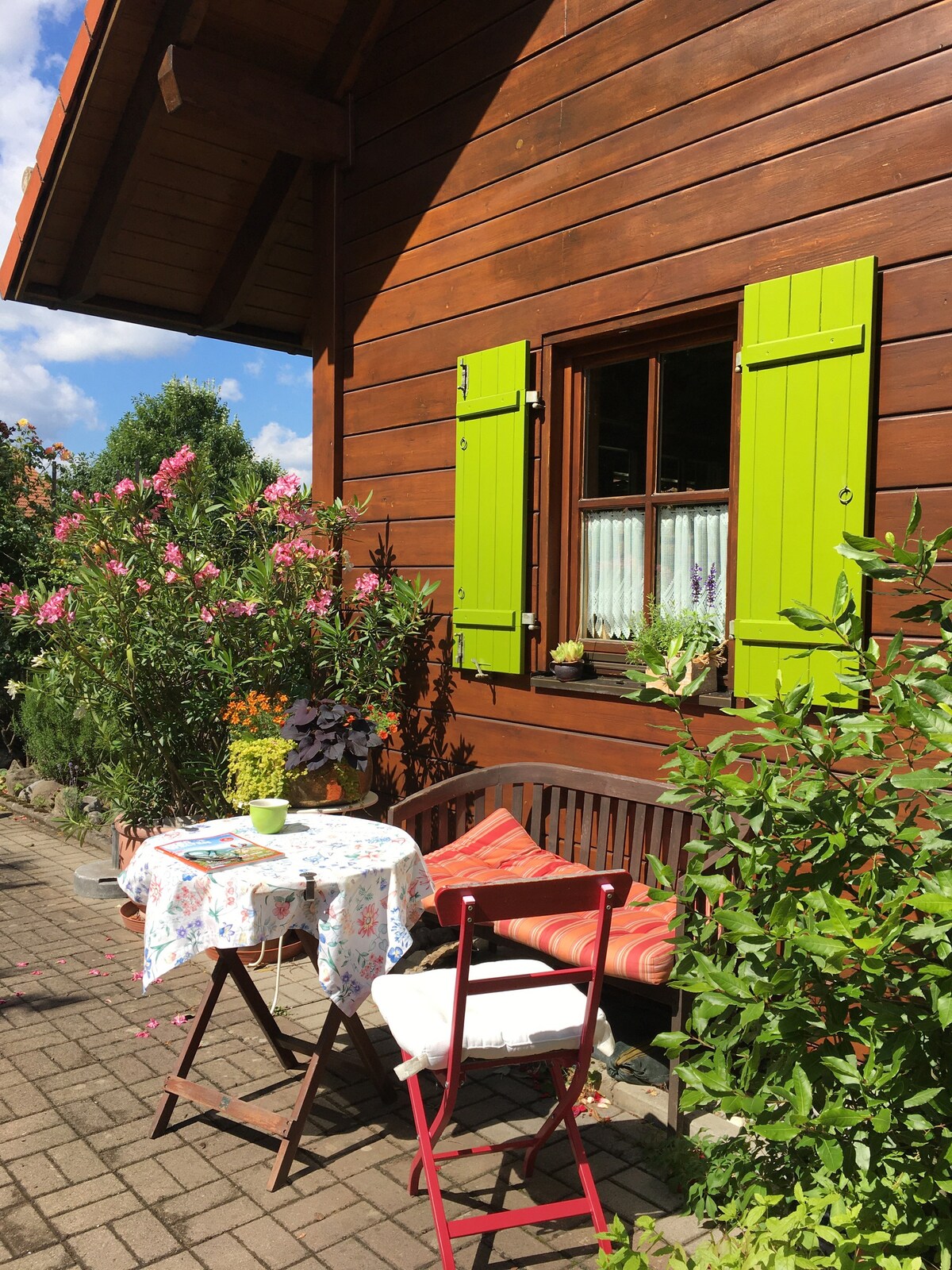 Idyllisches Holzhaus mit Sauna