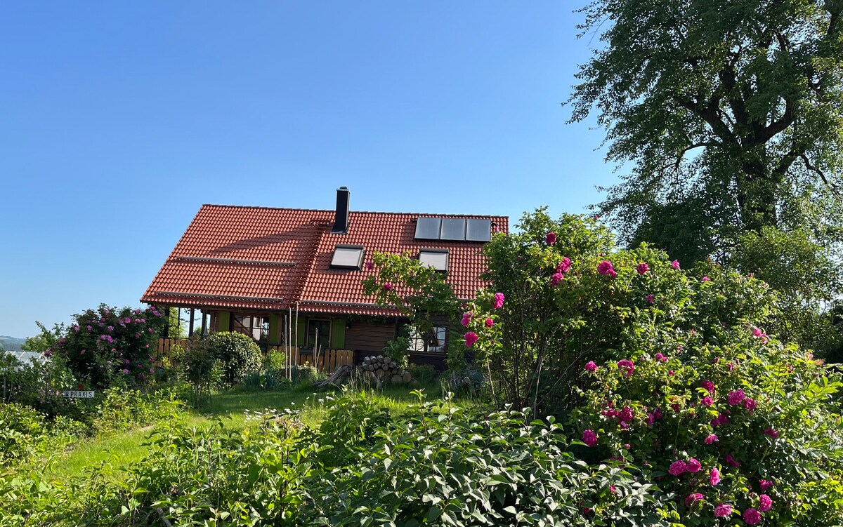 Idyllisches Holzhaus mit Sauna