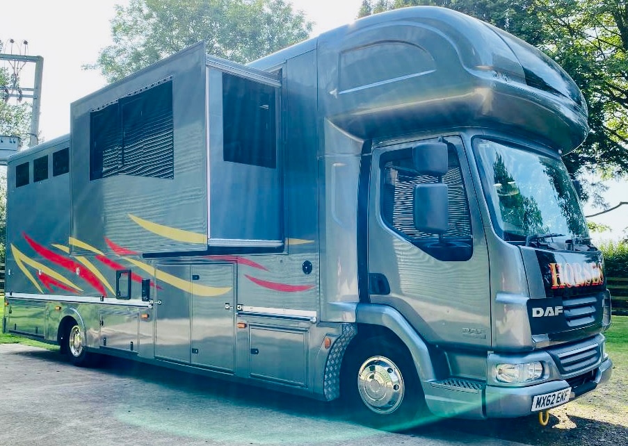 Luxury Horsebox.
3 double beds.