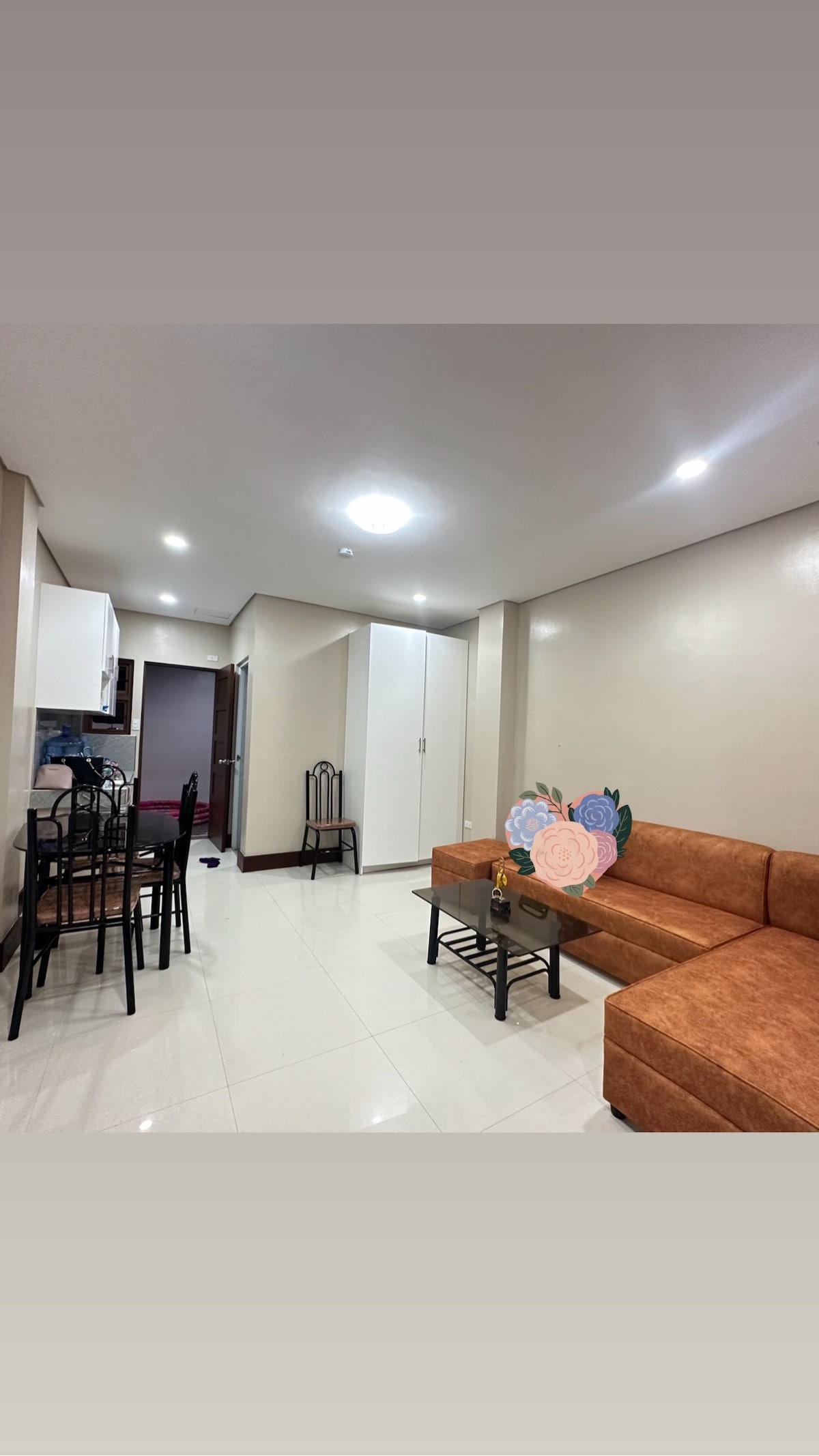 Ely's AirBnb Apartment