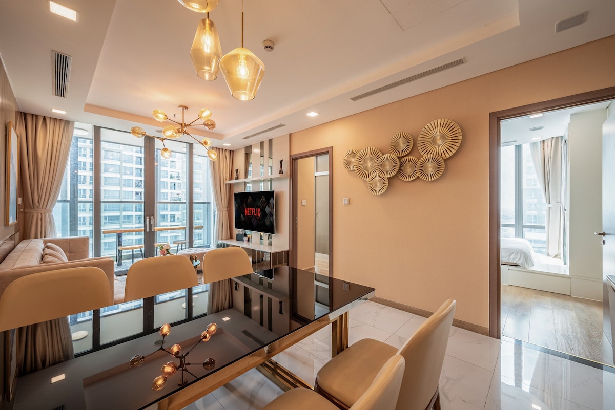 Landmark 81 2BR LUXURY