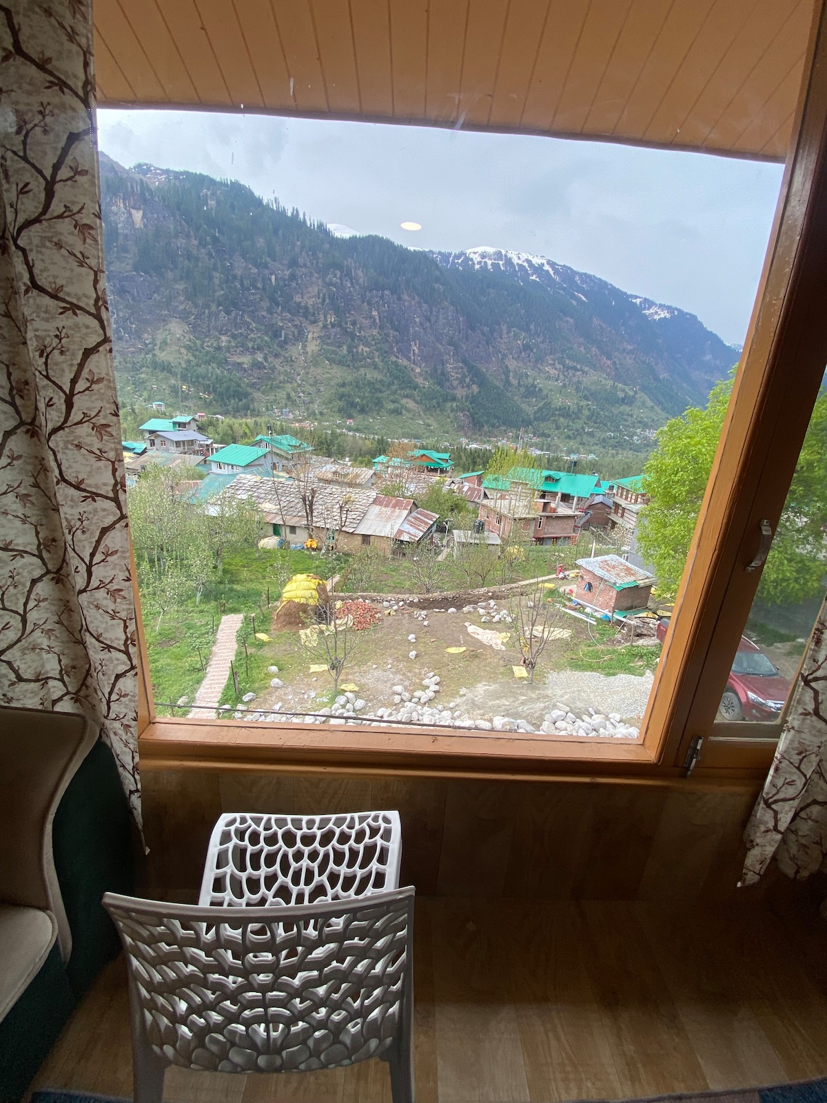 Skye Lodges Manali Unit-III