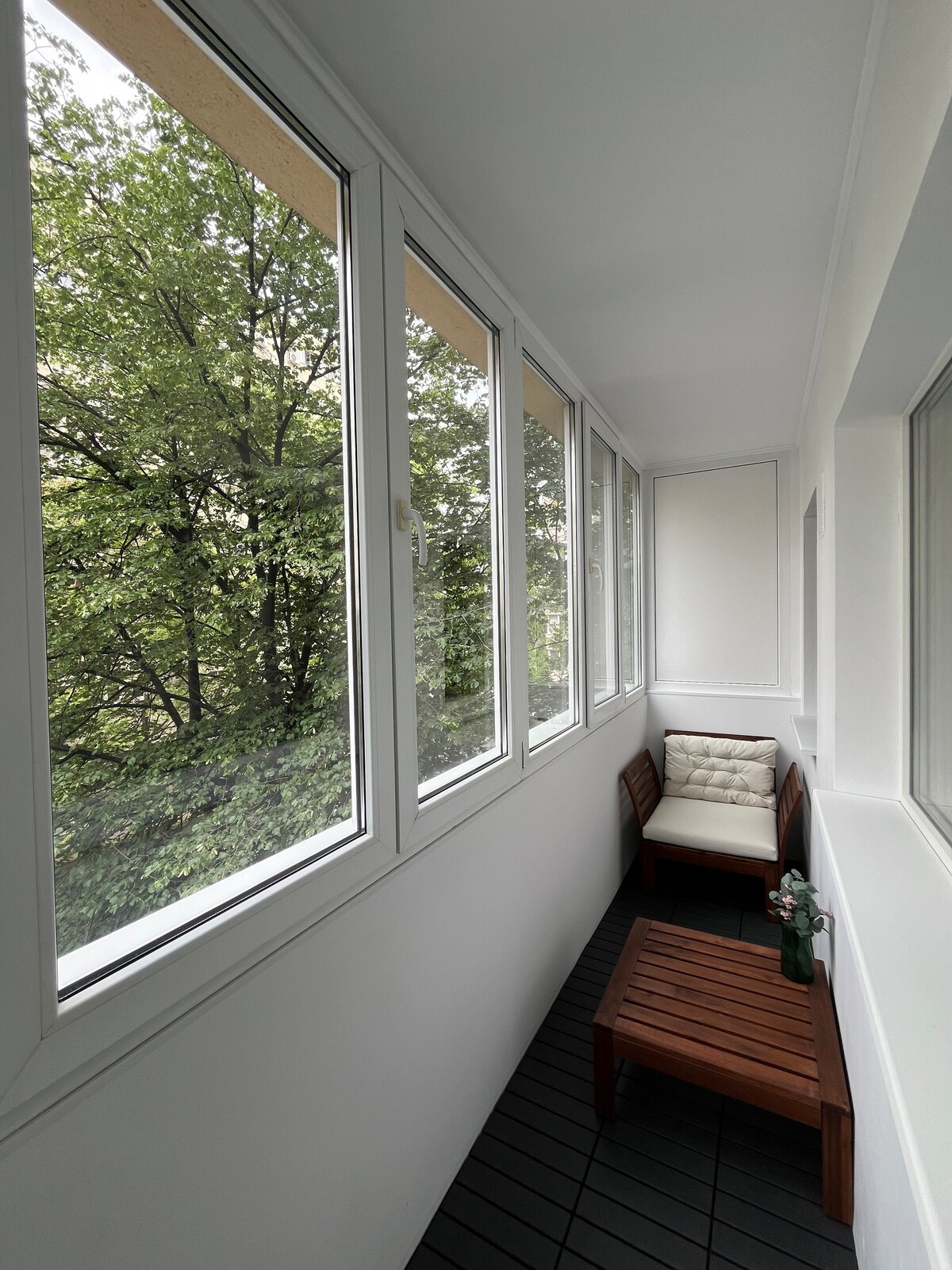 Quiet studio with a balcony