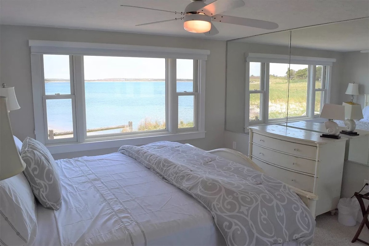 On-Beach Condo - Full Ocean View