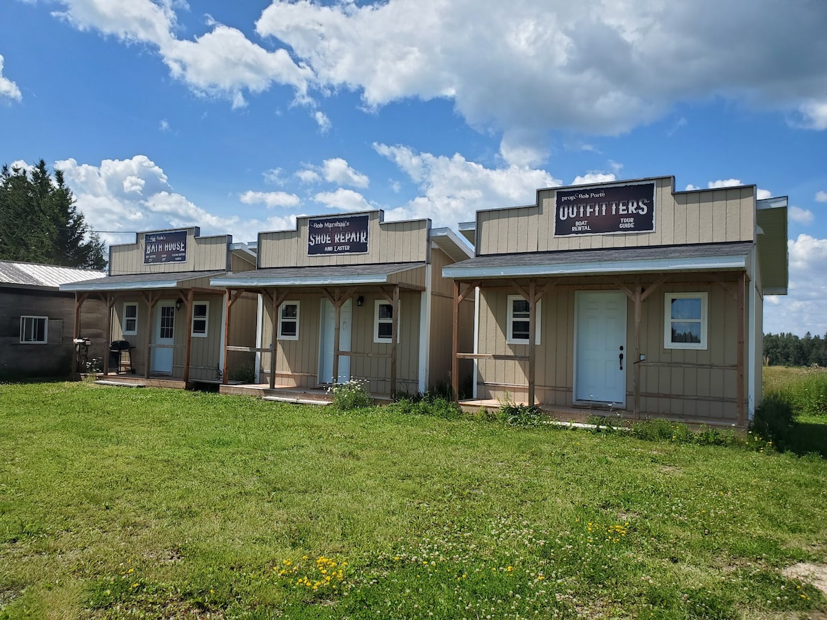 Polar Bear Cabins-
Shoe Repair Cabin