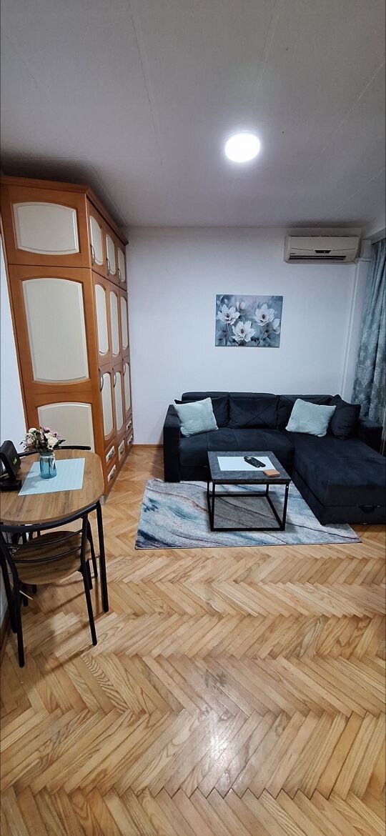 Apricus mini apartman