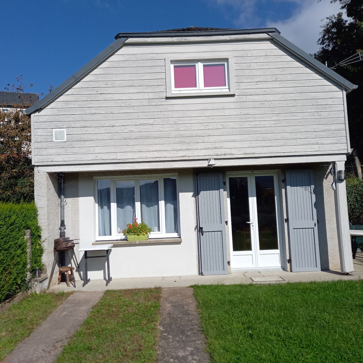 gîte calme dans petit village.