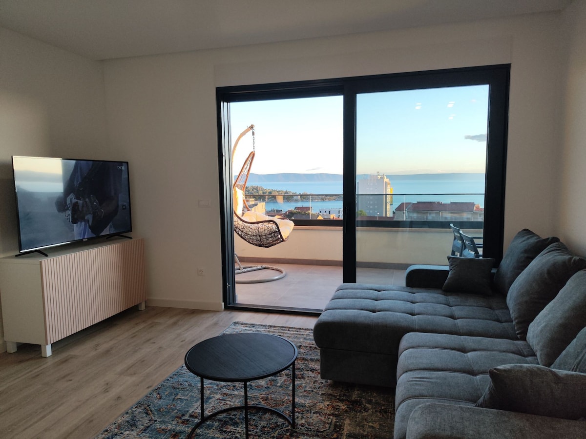 New Lux Apart A2+2 near beach with stunning view