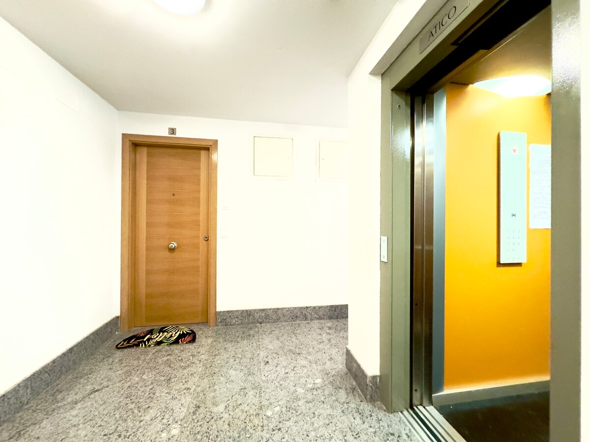 Apartment with Pool in Alcala: Wifi, Comfort