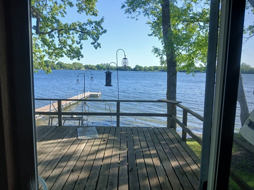 MN cabin on clean, quiet lake