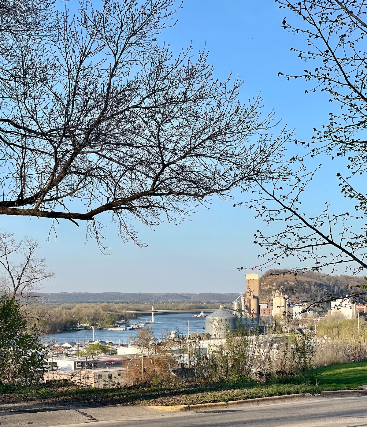 Riverview Vista - Lower Loft