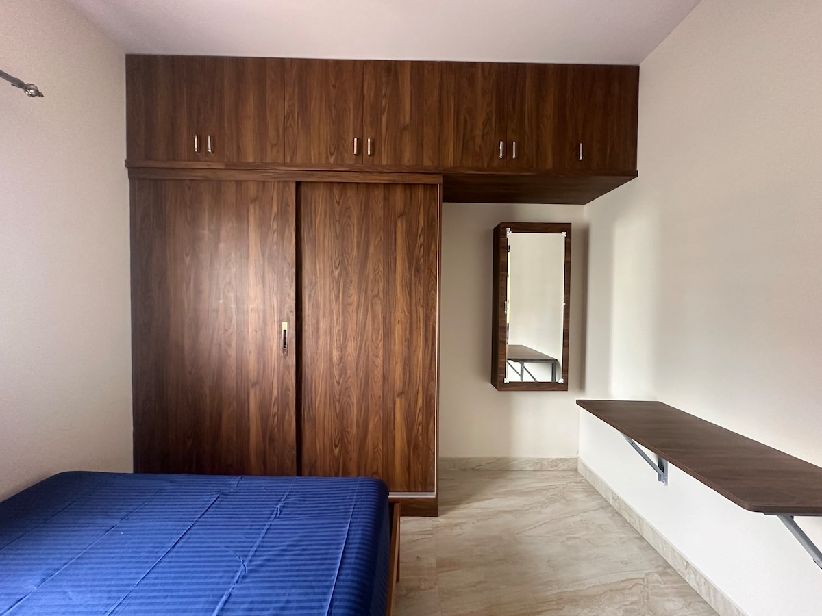 Royal 1bhk on 3rd floor