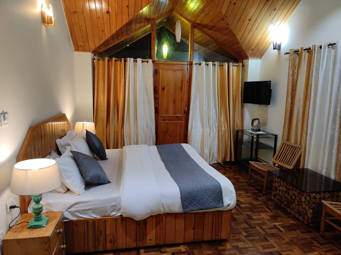 5 Rooms private wooden cottage
