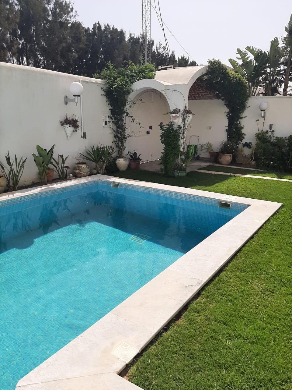 Villa avec piscine à proximité de la plage