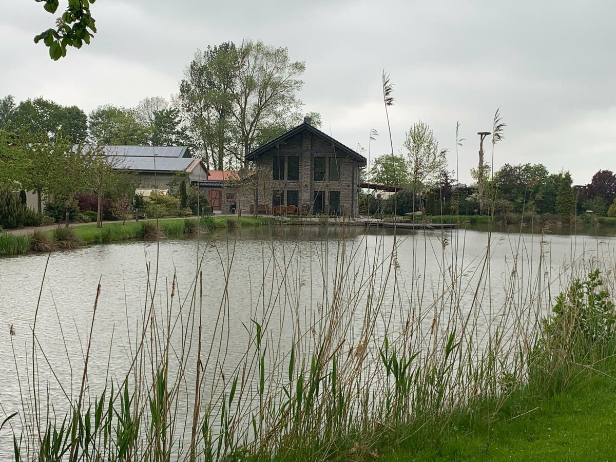 Exklusives Haus am See