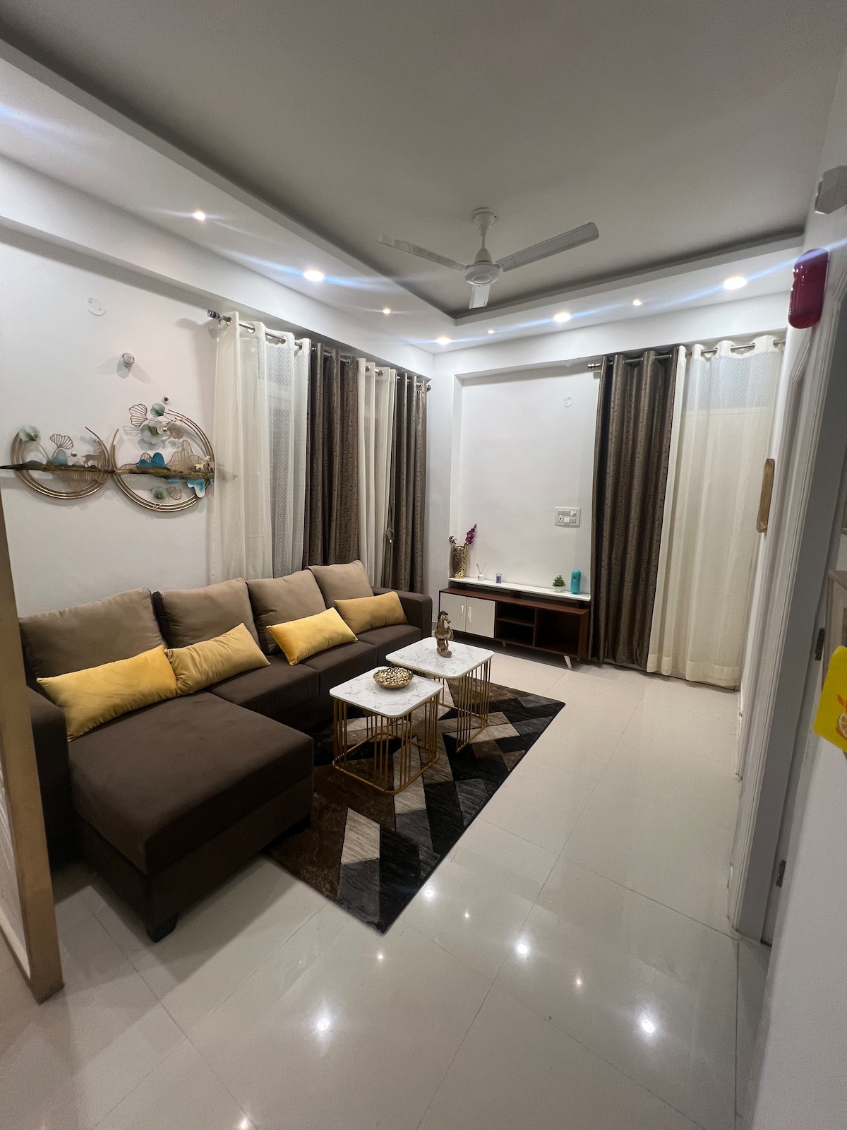 2BHK Good Flat For Sharing Room