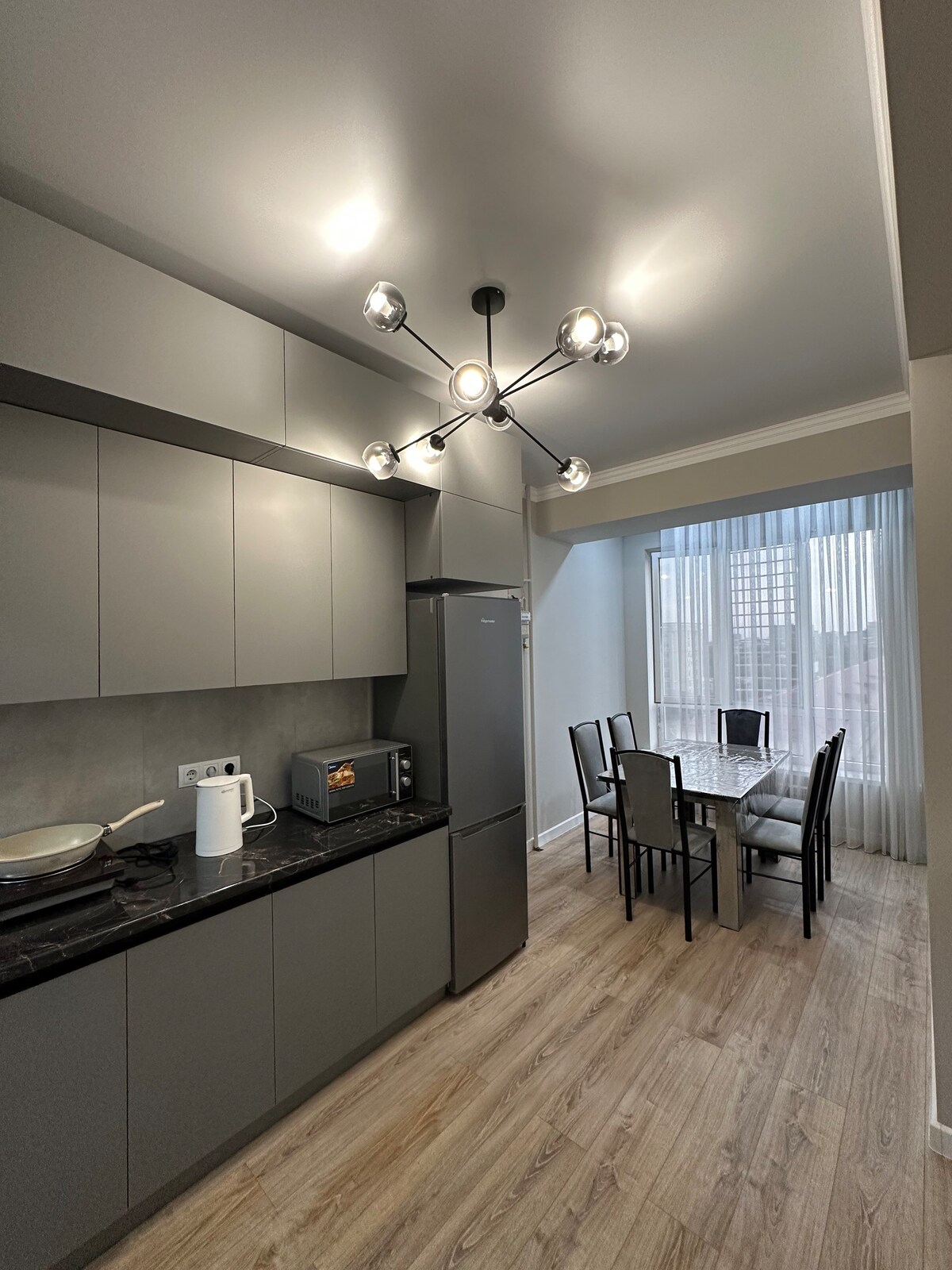 Cozy apartment on Umetalieva 120