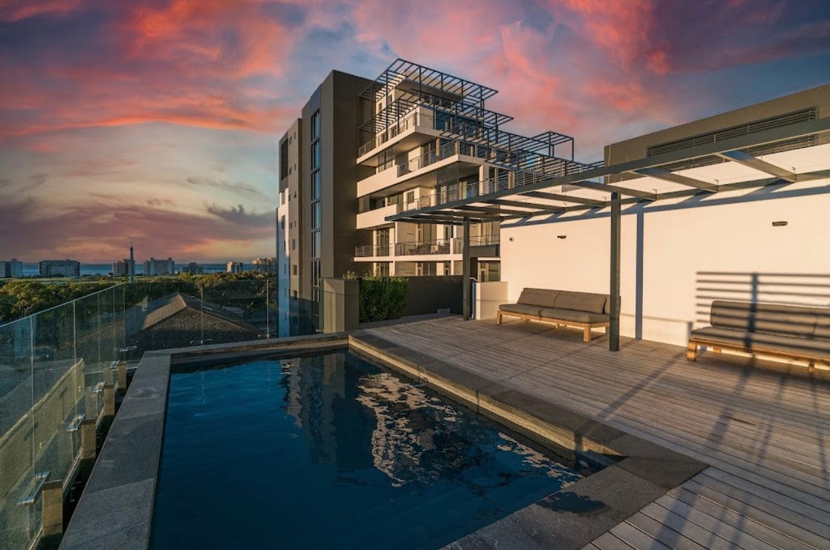 Central Luxury Apartment | Pool & Panoramic Views