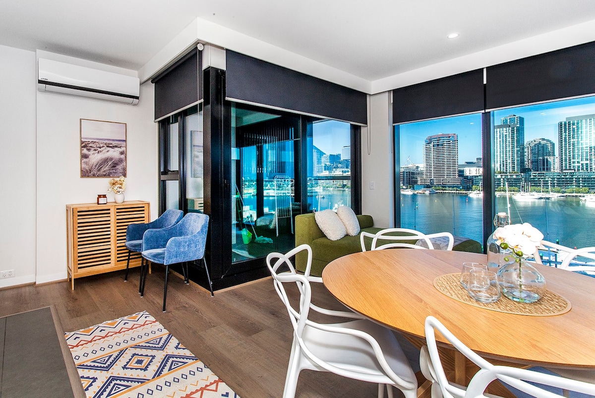 Luxury Size 2 BDR in Dockland
