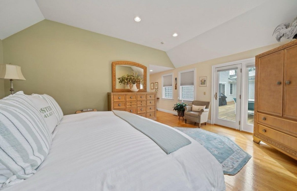 Osterville home *New to Airbnb* close to town