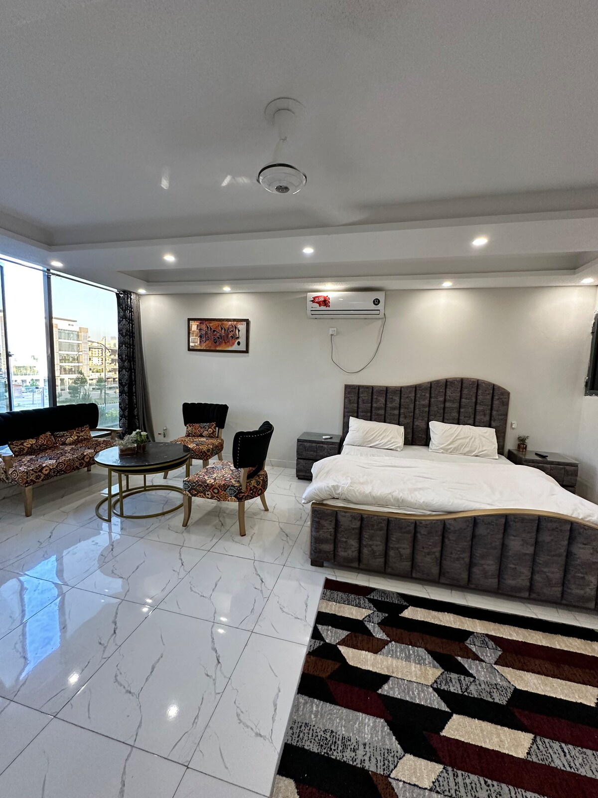 Stylish Studio in Bahria Enclave
