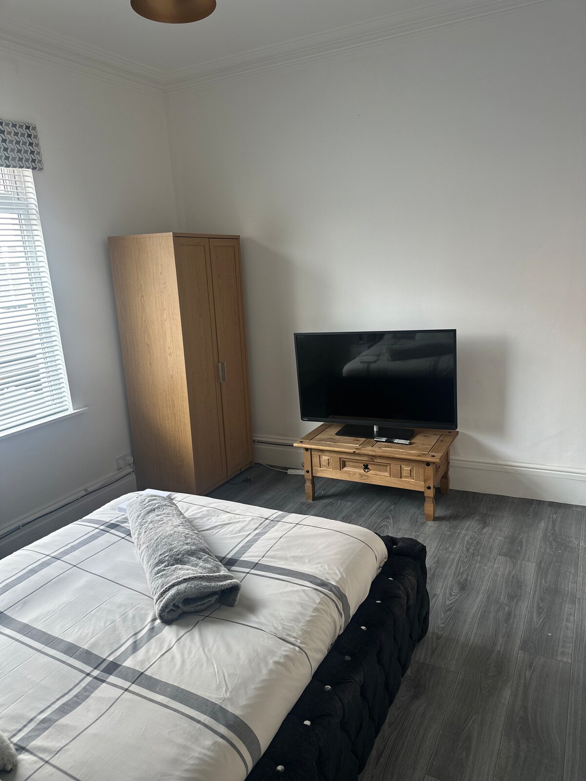 Brand new refurbished flat