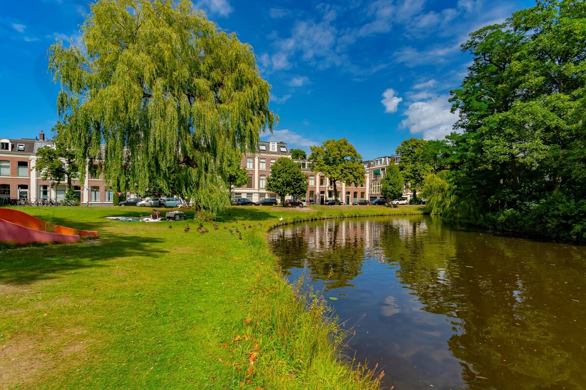 Family mansion in Haarlem at central park
