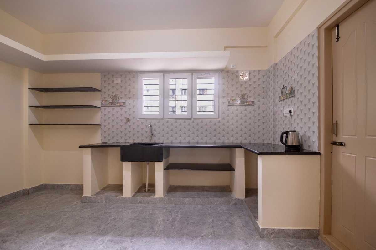 1 BHK Room With Kitchen | Manyata Tech Park