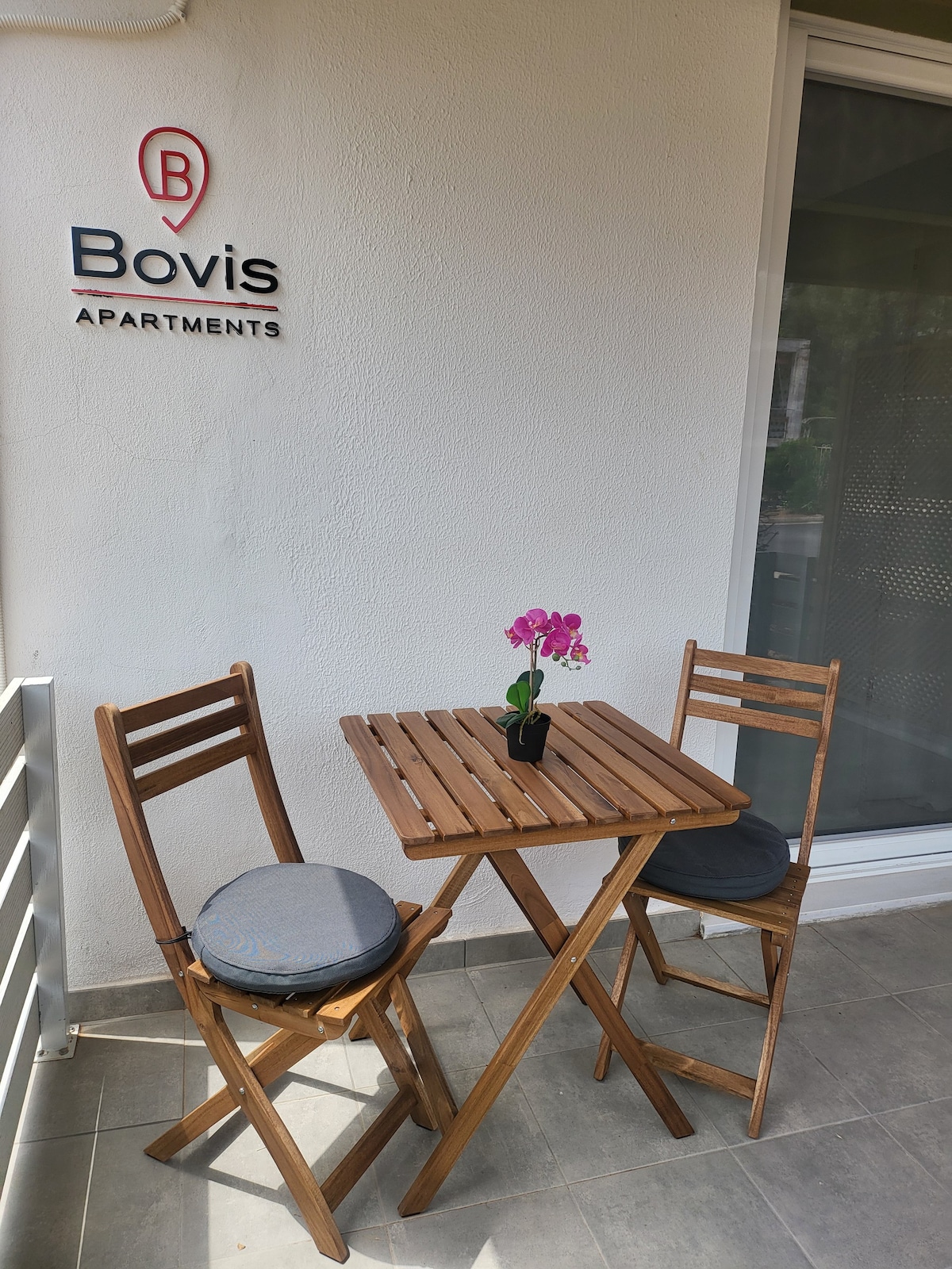 Bovis Apartments #2
