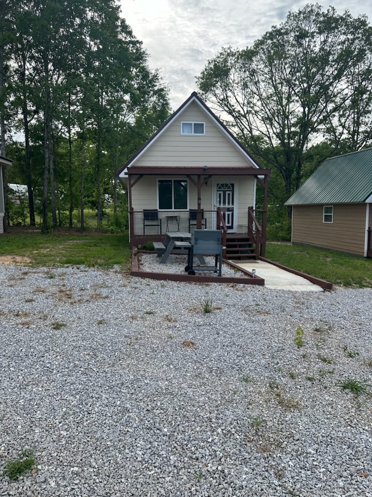 Train Track Cottage B