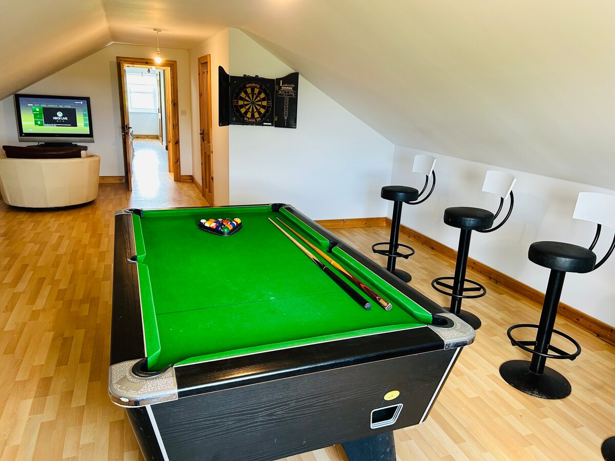 Countryside Escape with Pool table, Darts & Bar