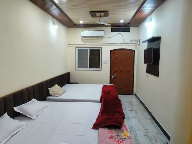 Ujjain的民宿