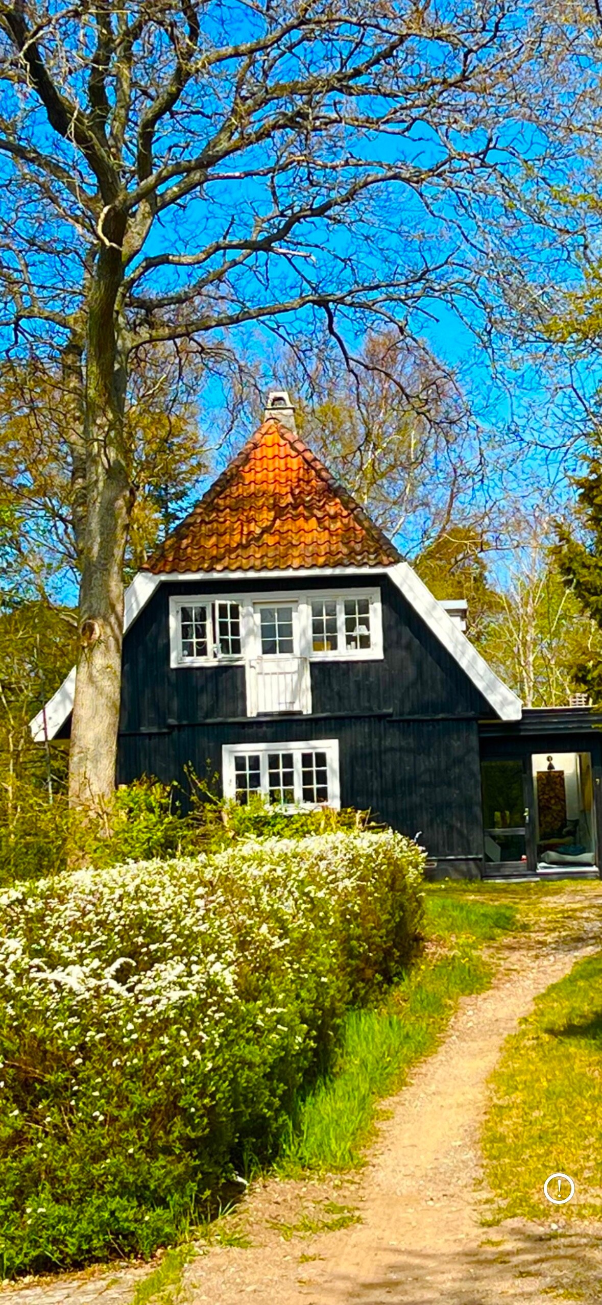 Autentisk sommerhus ved strand