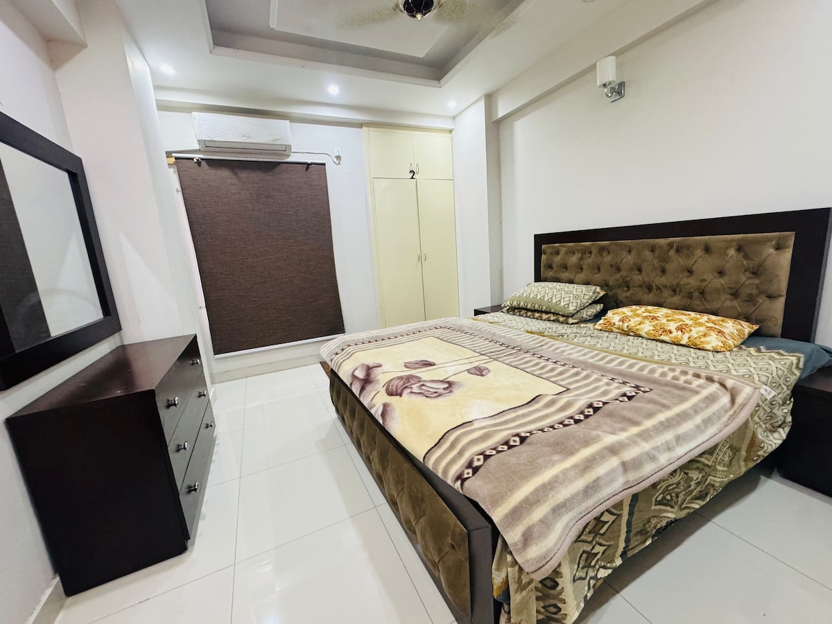 LuxuryApartment In Islamabad 3 Bed Rooms 2400 SqFt