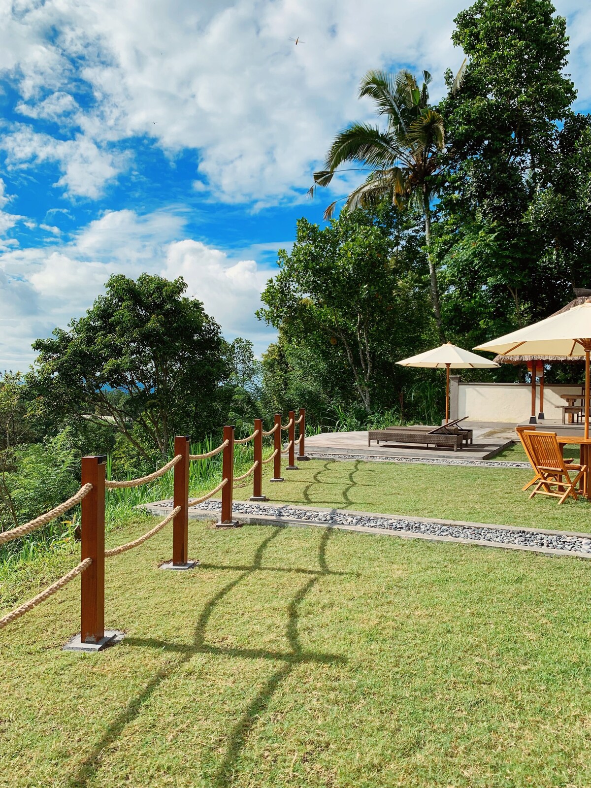 Besakih Wooden Room With Mountain View